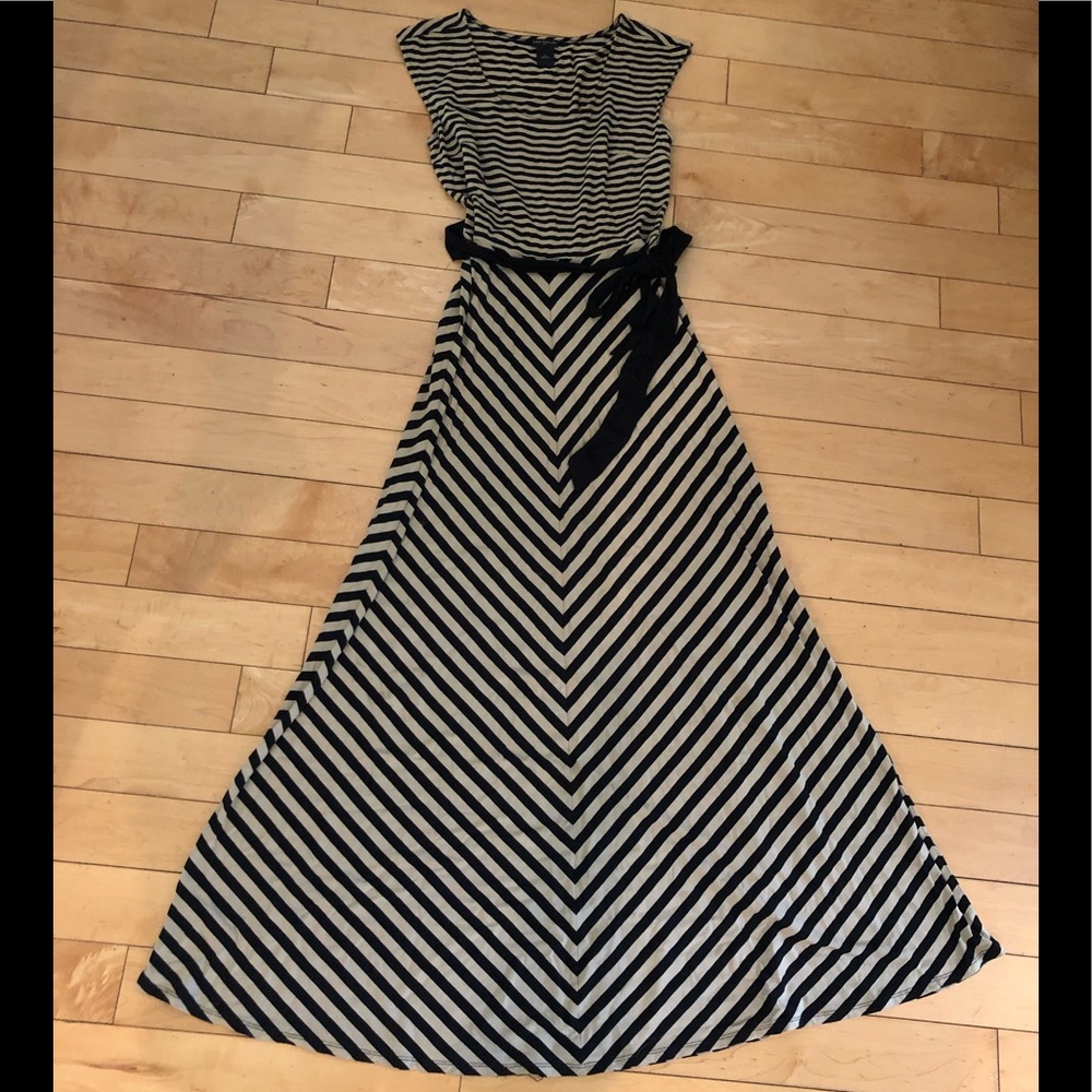 Ann Taylor Maxi Dress